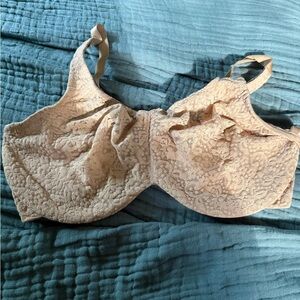 Wacoal 38DDD Lace Women's Bra in nude